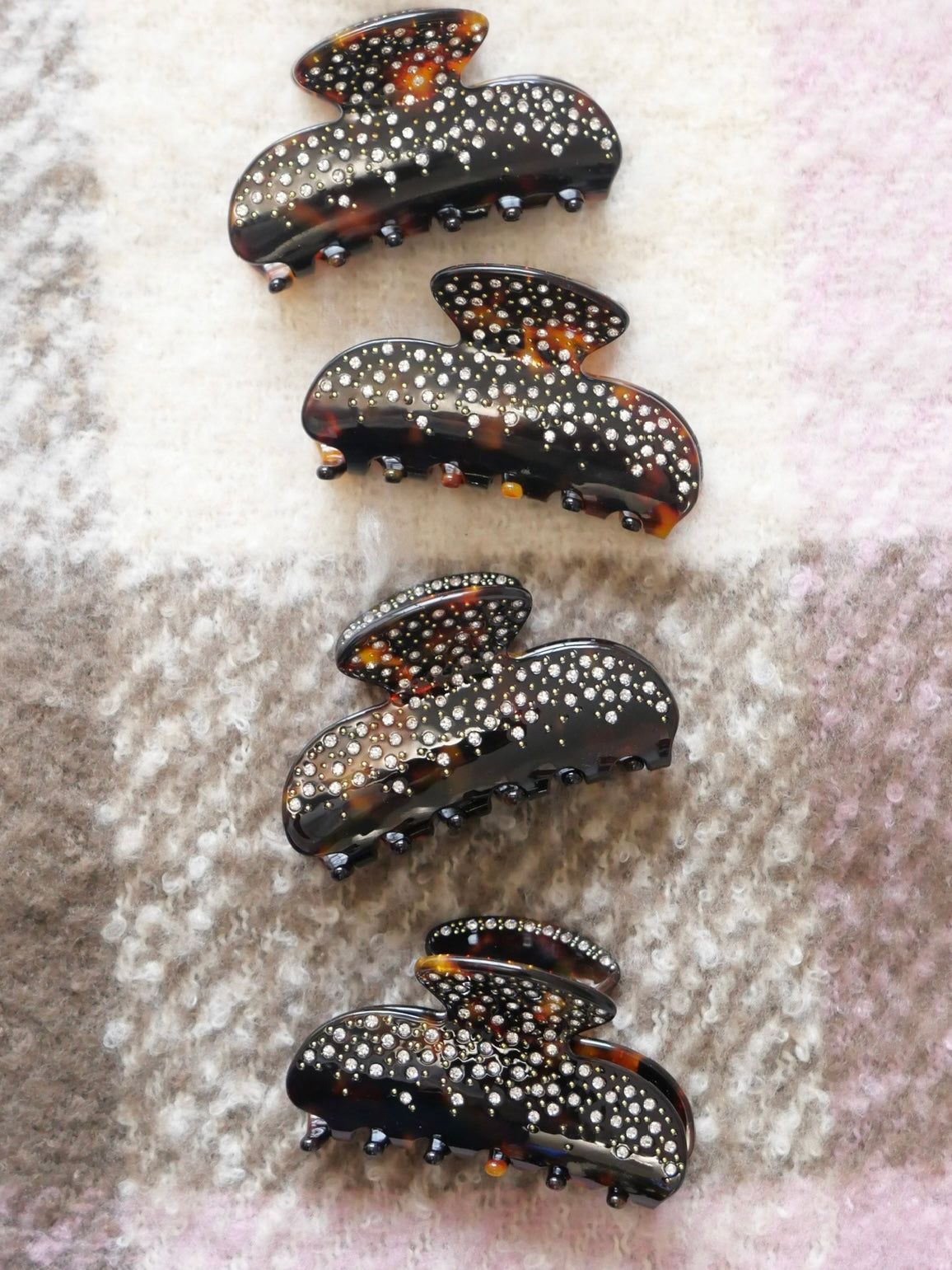 Mimi Rhinestone Claw Clip