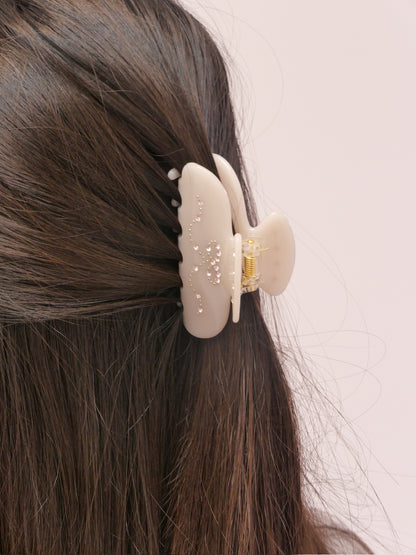 Mimi Claw Clip in Cream